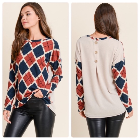 Geo Print Top - Picture 3 of 3